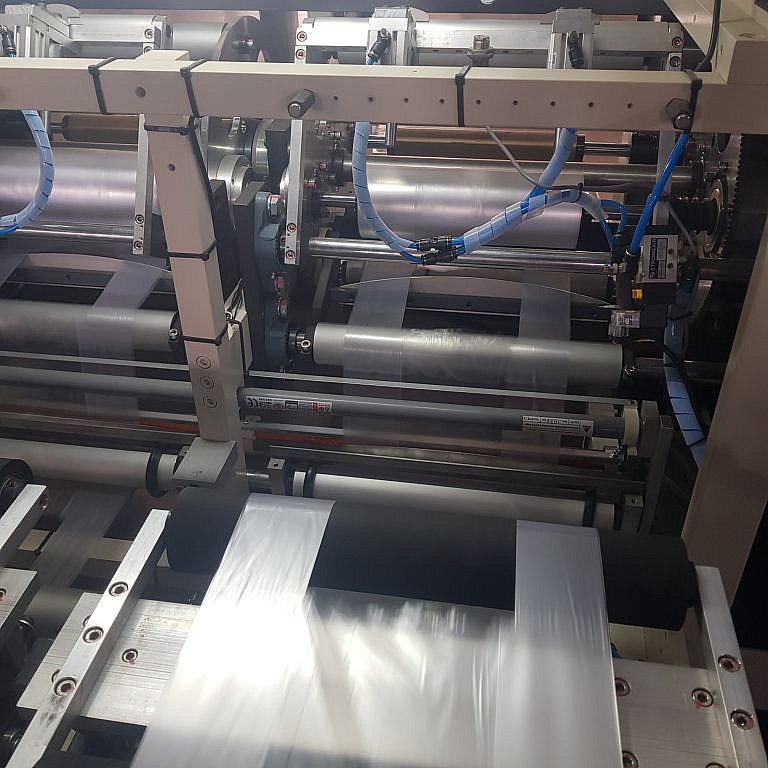 t shirt bag roll production line