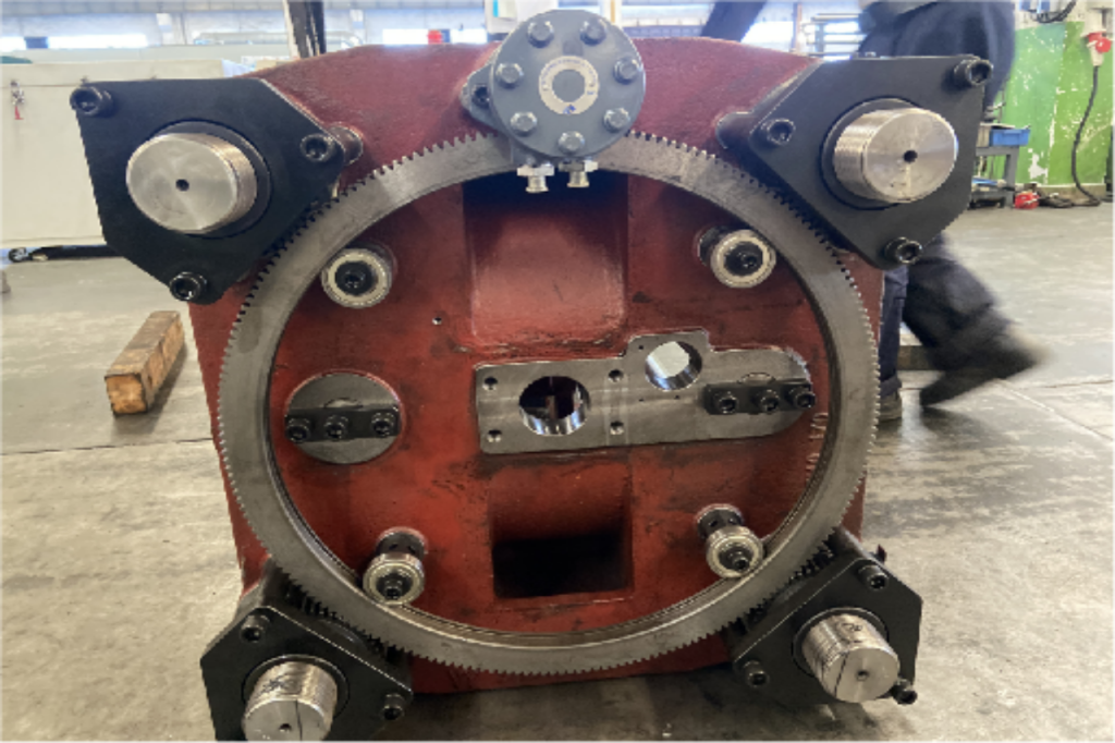 New mold adjustment mechanism1 1024x682 1